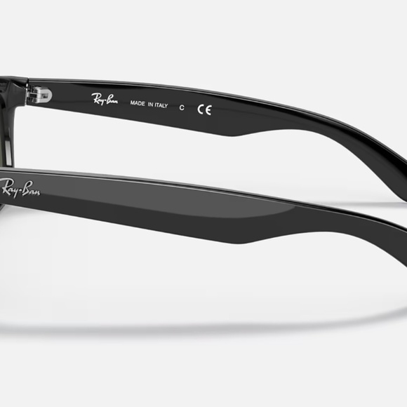 Ray-Ban New Wayfarer Classic sunglasses (RB2132) - Picture 6 of 10